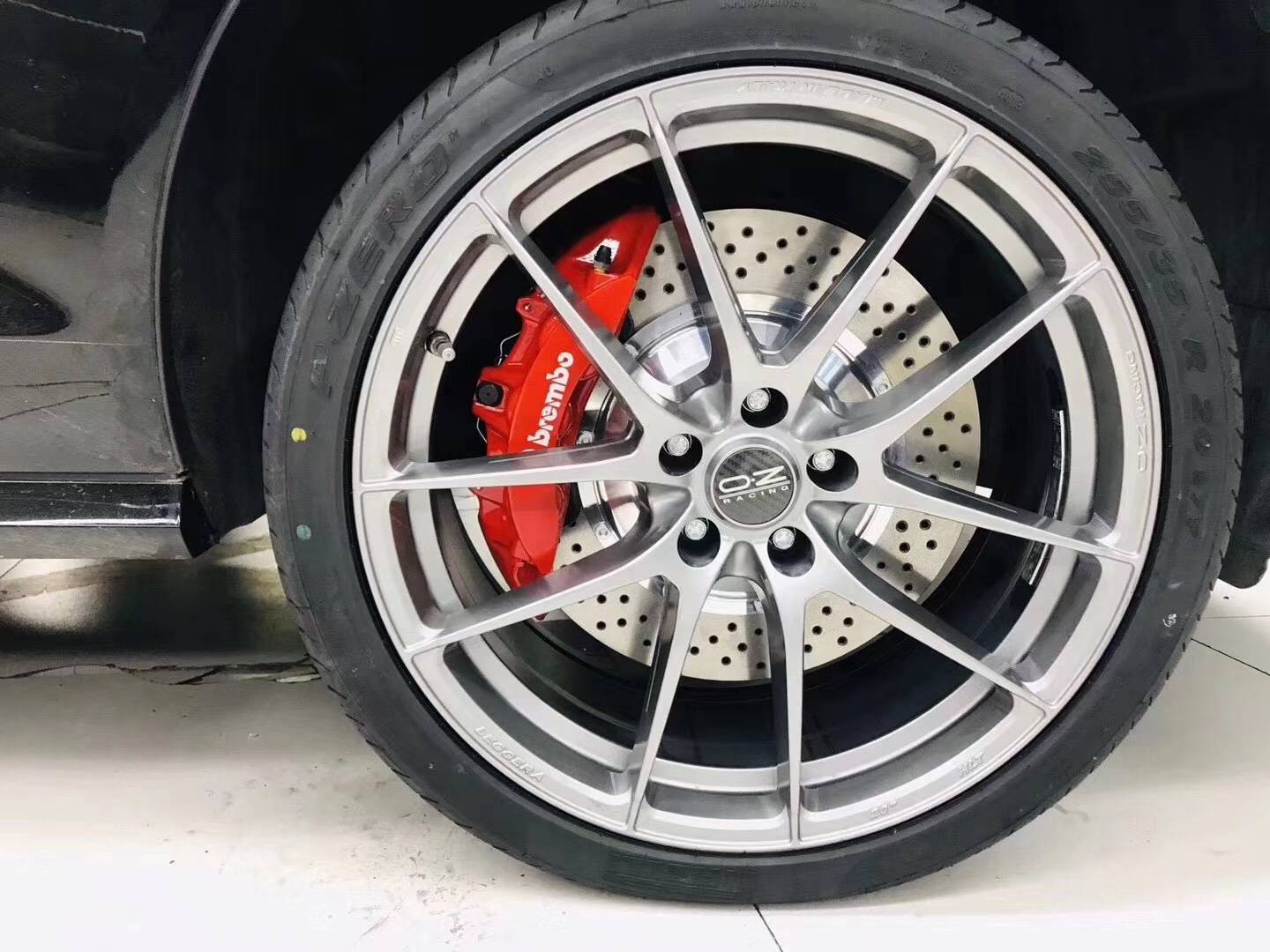 奥迪a6l布雷博brembov6上脚完美脚感一流