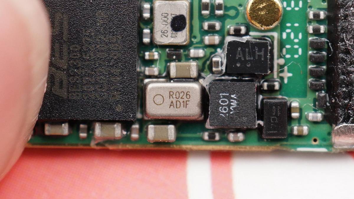 拆解报告:华为 freelace pro 降噪脖挂蓝牙耳机