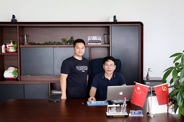 热烈欢迎中国人民大学环境学院王洪臣院长莅临全康环保参观指导