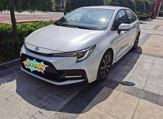 5万元买的,这是2021款丰田雷凌185t cvt运动版,裸车报价为13.