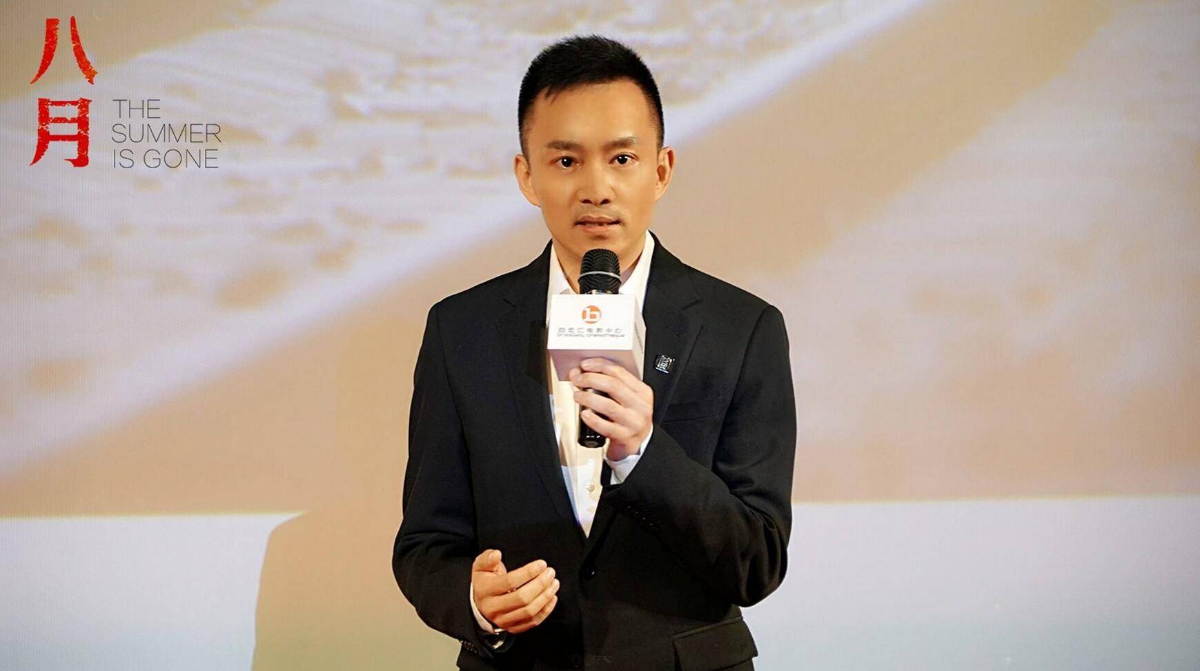 原创他曾担任《同一首歌》主持人,主持风格幽默,却因1句话被迫下台