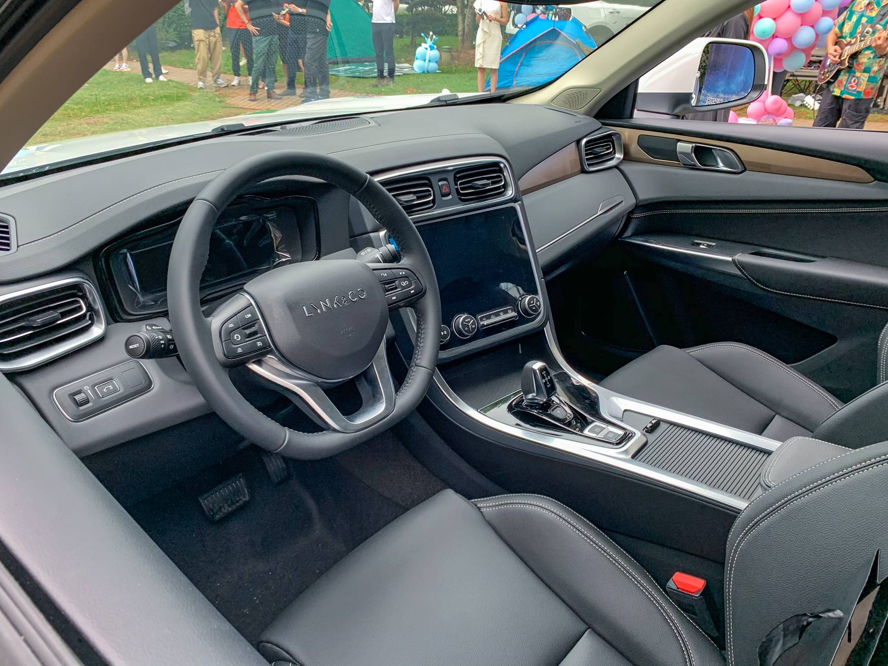 科技再升级性价比提升领克01纯pro长沙区域正式上市