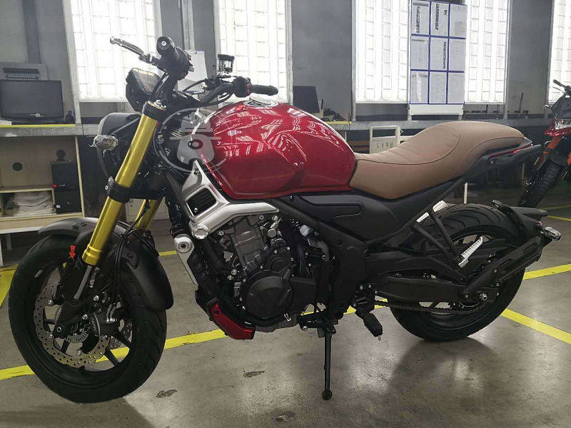 原创无极500ac实车首次曝光 挺像凯越500f 摩博会有望亮相