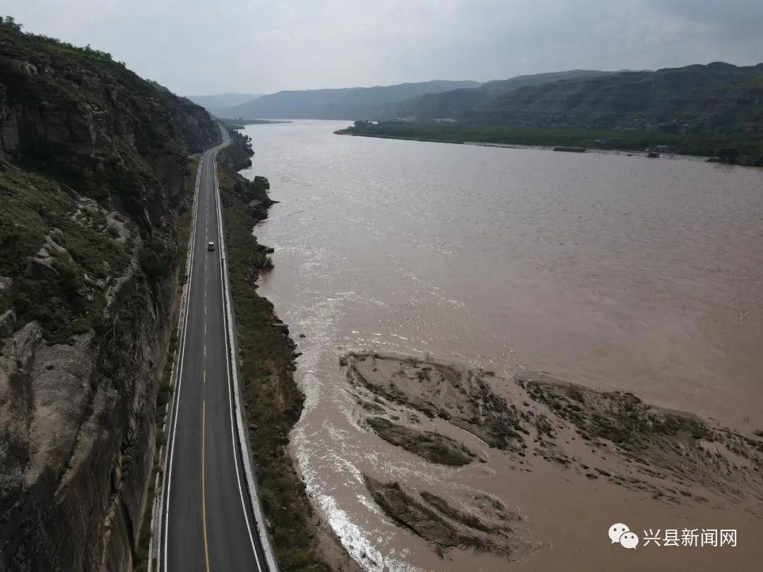 山西路橋集團興縣沿黃旅遊公路全力推進