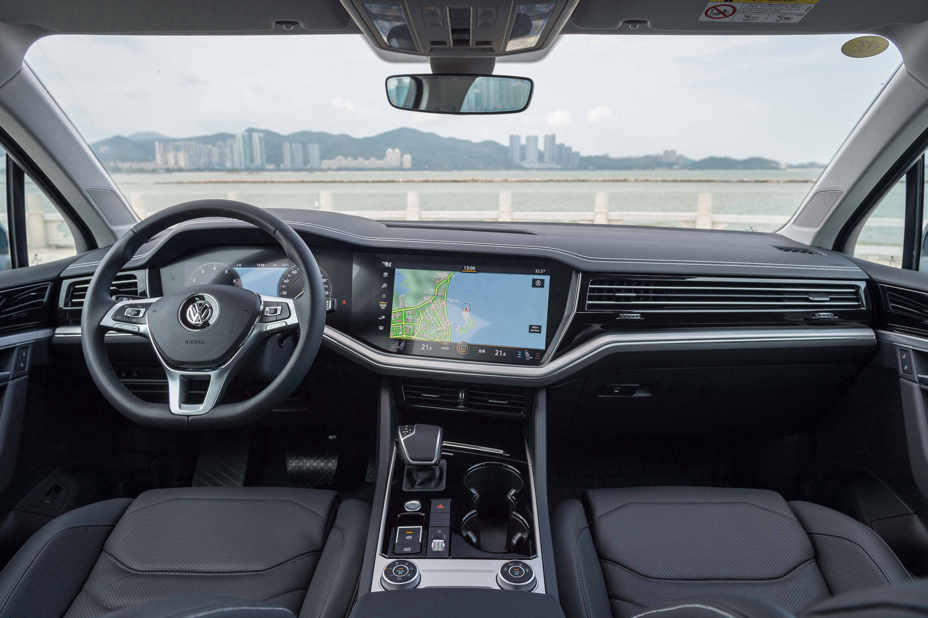 途锐2.0 tsi 锐翼版 2021款 锐不可当 自成"翼"派