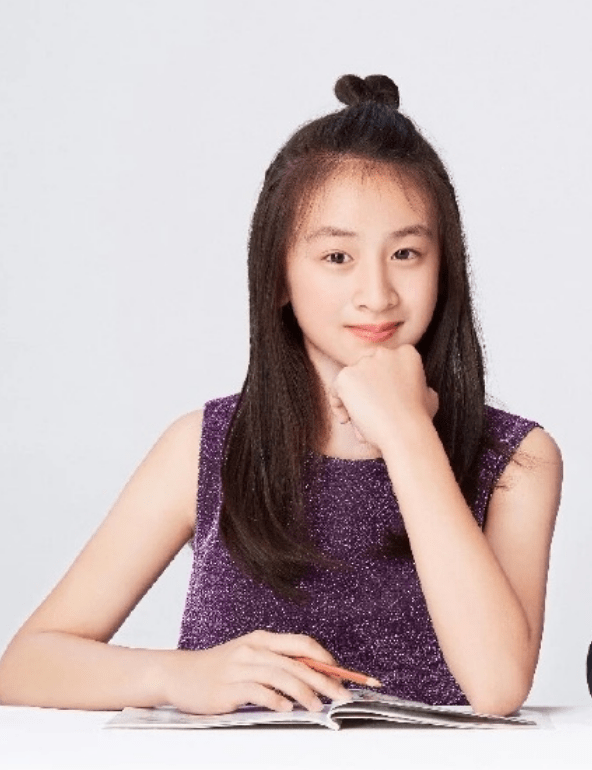 森碟长大成"养女儿模板",12岁身高一米七,青春自信比多多还美