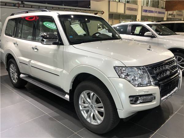 19款三菱帕杰罗v97现车狂降酬宾热销