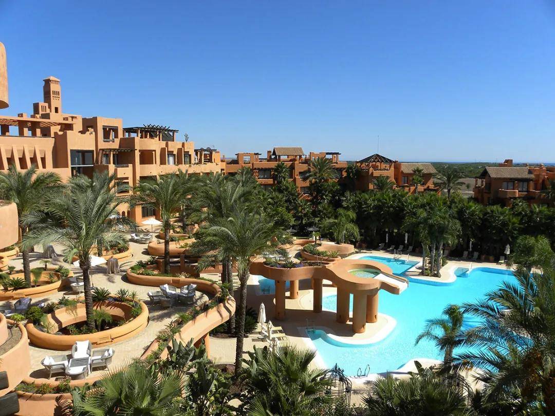 巴塞罗酒店入华背后疫情促使一价全包式度假村概念在国内扎根