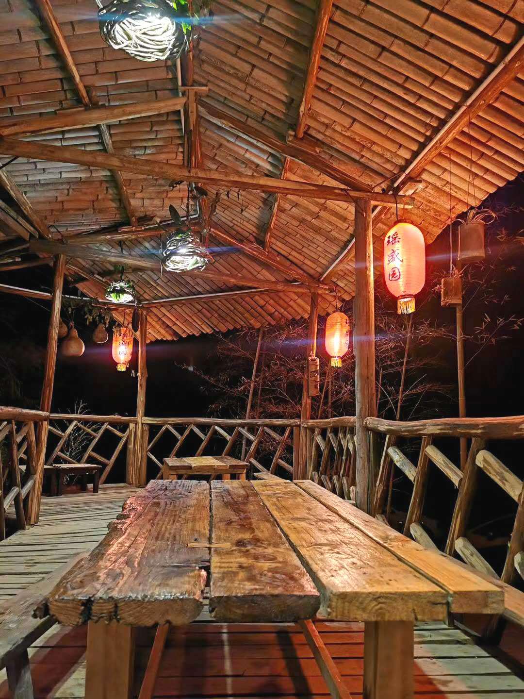 终于一个私藏在韶关山林的瑶风民宿被发现美丽而神秘儿时的情怀
