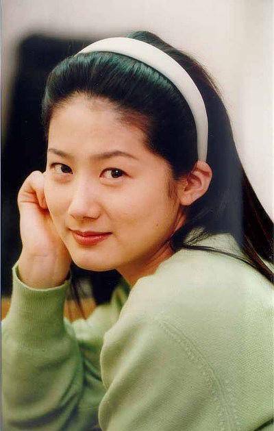 原创委屈求全沈银河遭李英爱插足抢婚婚后12年全靠药维持心理