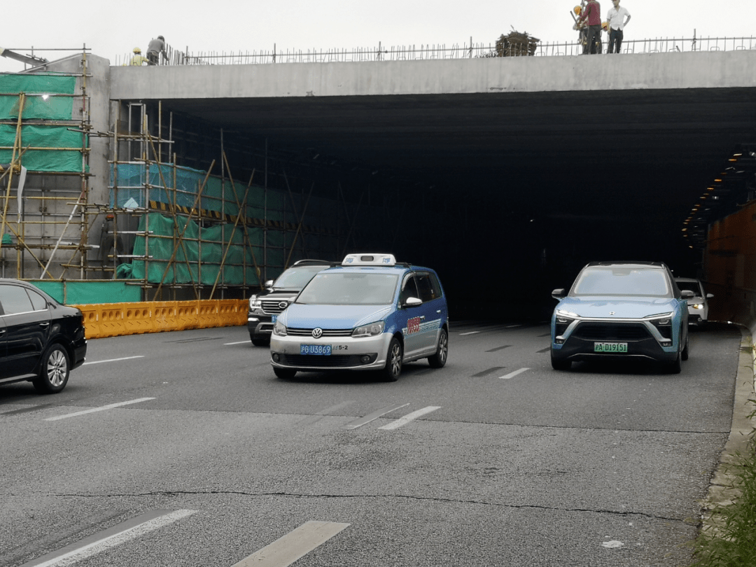 隧道出口加屋盖打浦路隧道复线改建工程预计下月完工