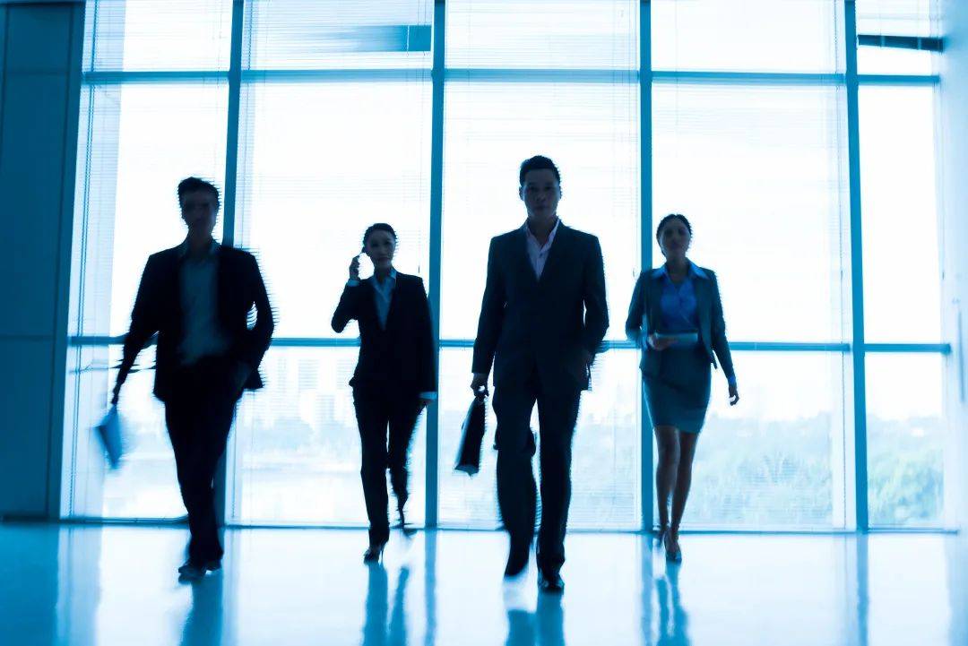 优秀的管理者,不但要懂管理,更要掌握领导力!