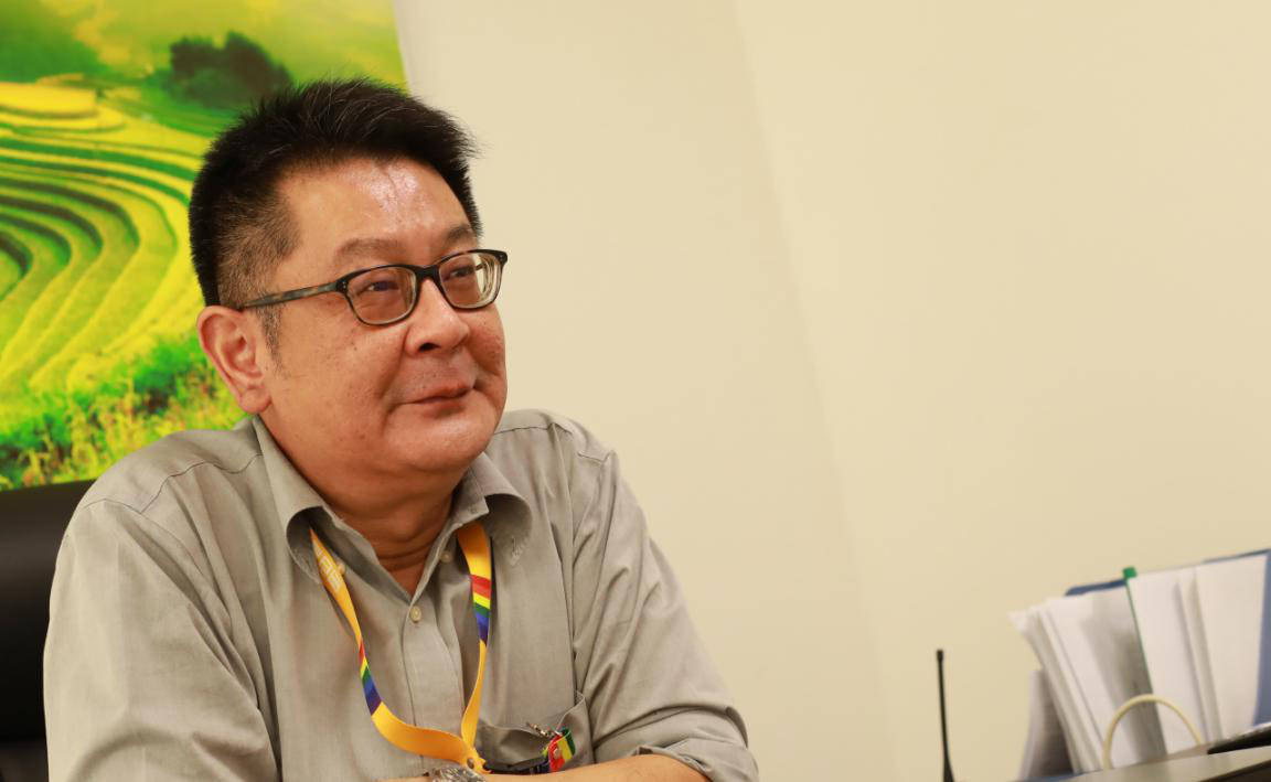 百脑汇再开启高光创新之路十六周年店庆专访百脑汇郑州店总经理刘维明