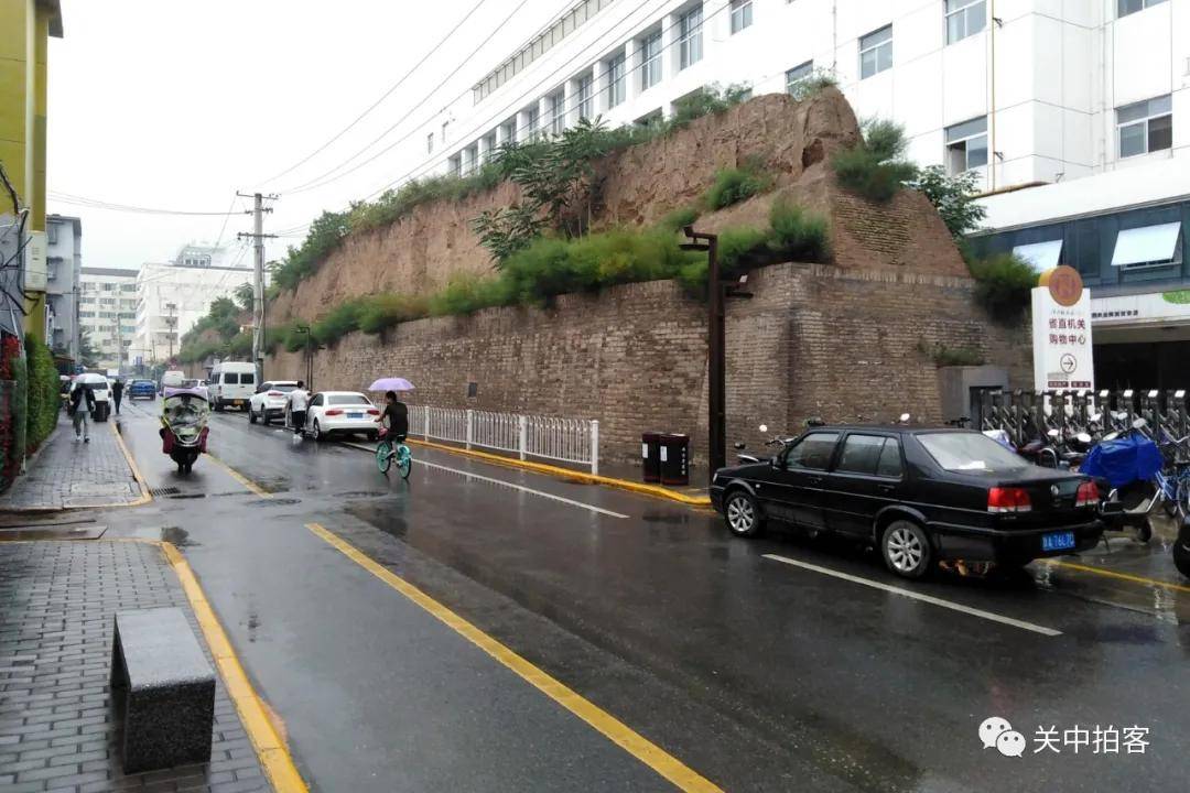 西安皇城東路:尋訪明代秦王府城牆遺址_手機搜狐網