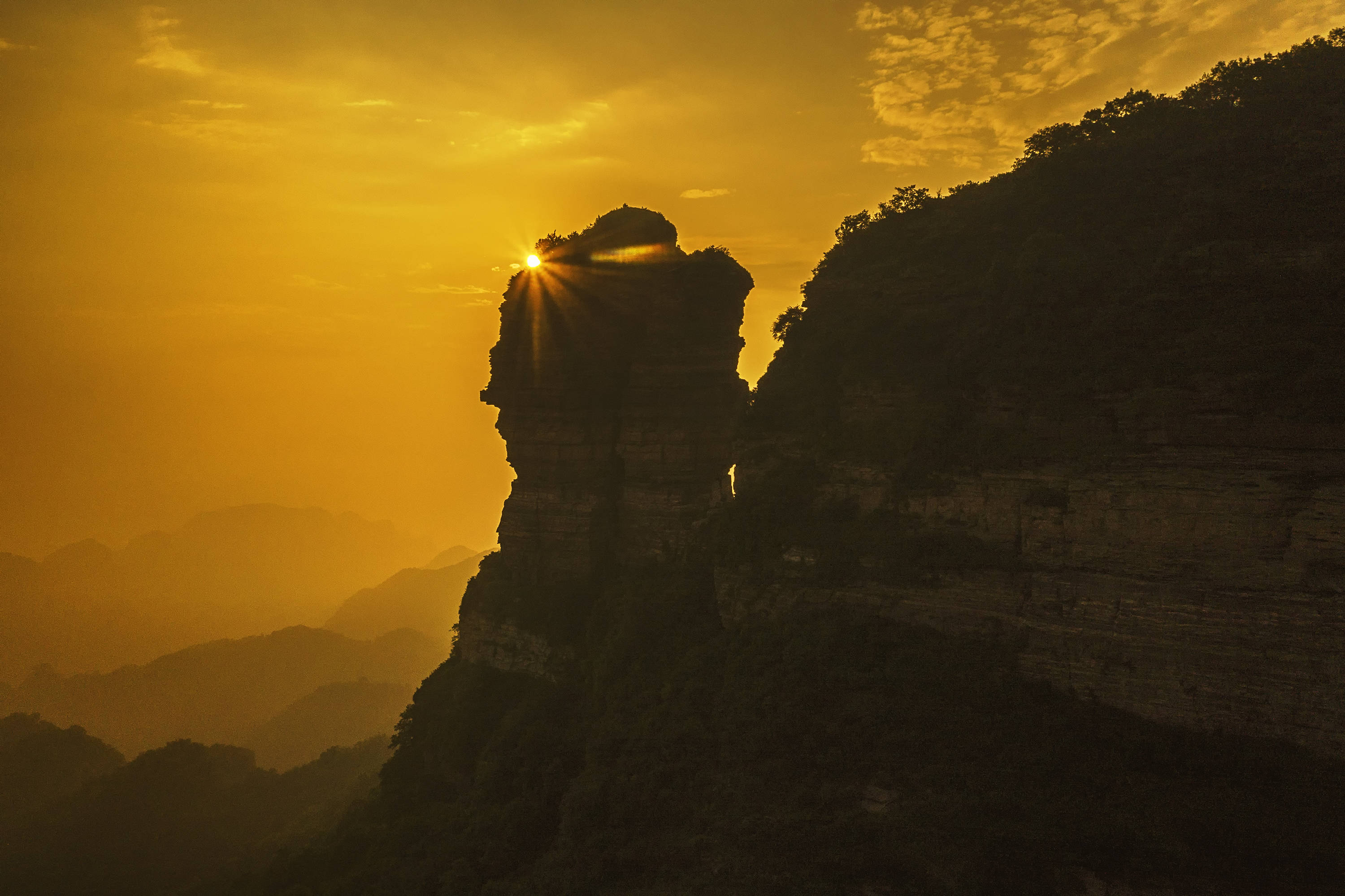 邢台周公山景区图片图片