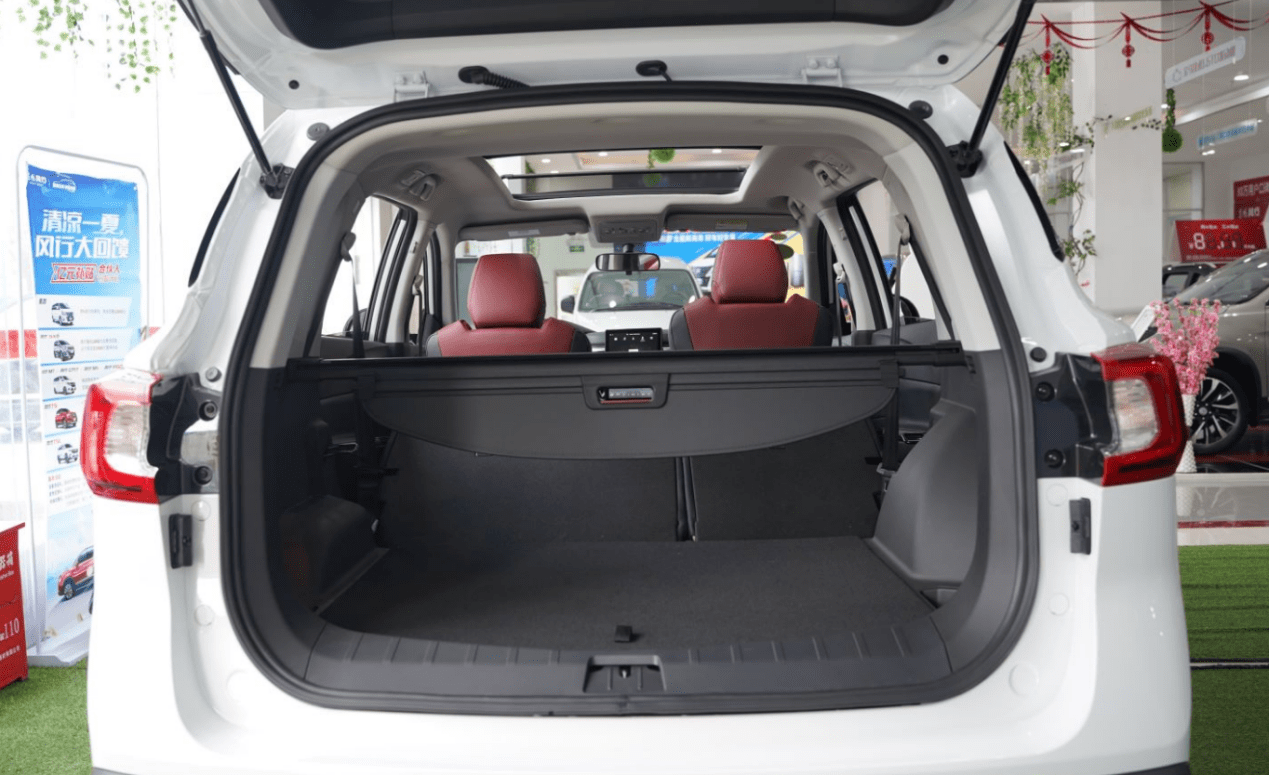 适合接送小孩的东风风行t5空间大配置高质保8年才699万