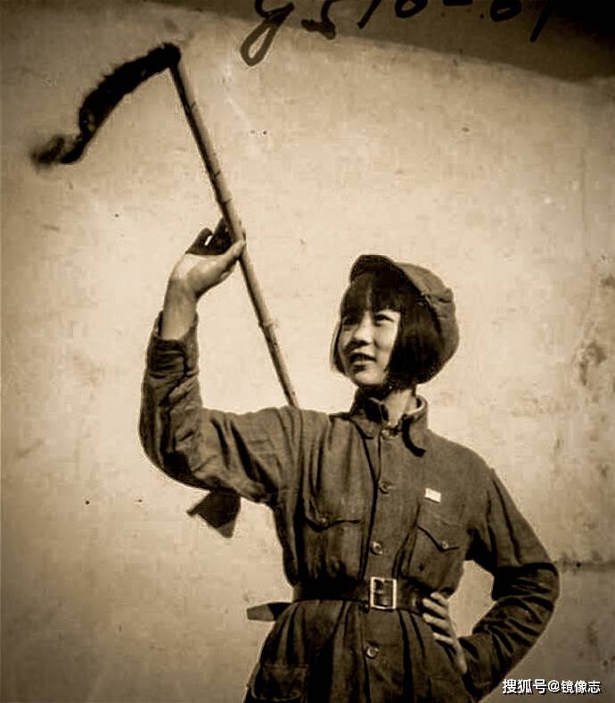 老照片 战争年代八路军女战士珍贵影像