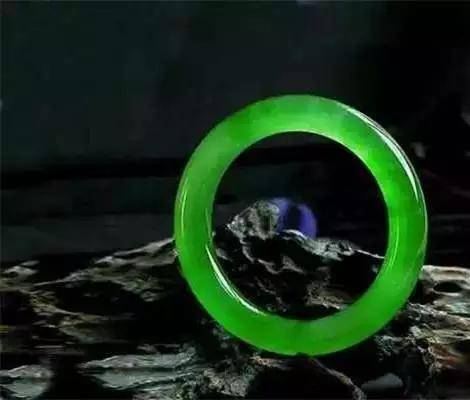 这六个生肖，胖一点命更好？戴对转运石，更有神秘功效！
