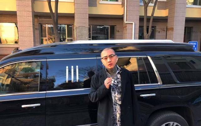 段宏楠离世后方丈在葬礼现场开直播,当事人澄清,从未赚过死人钱