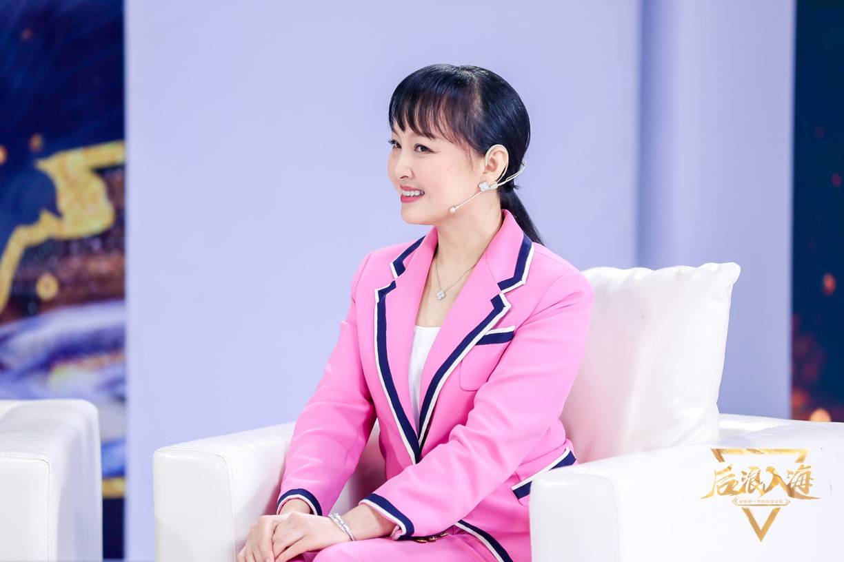 叶云燕,吴晓波答保险"四问":高学历做代理人屈才?没面子?_手机搜狐网