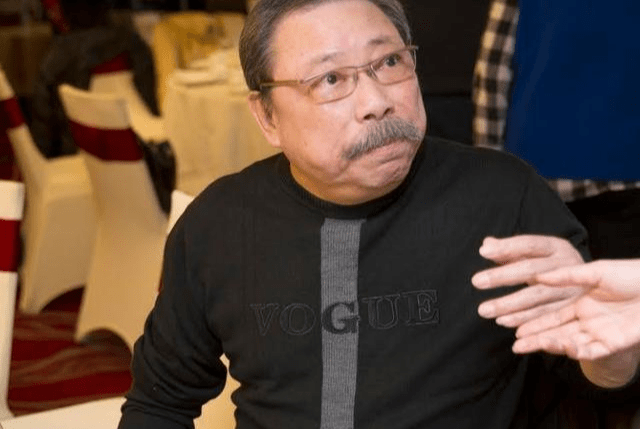 原创80岁雷老虎坐轮椅现身无儿无女至今未婚称钱太多不知给谁