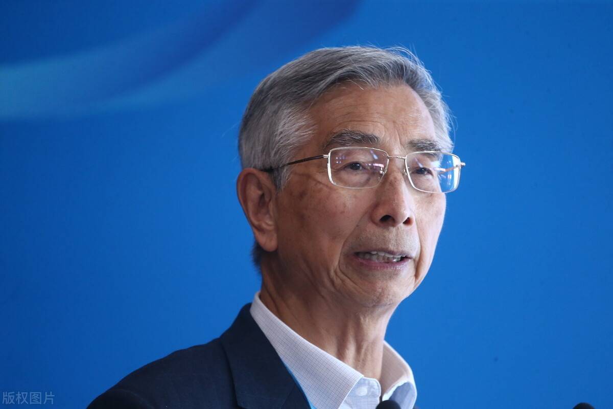 报告:今年秋招平均月薪8688元;马斯克称特斯拉5年后更值钱_史有才