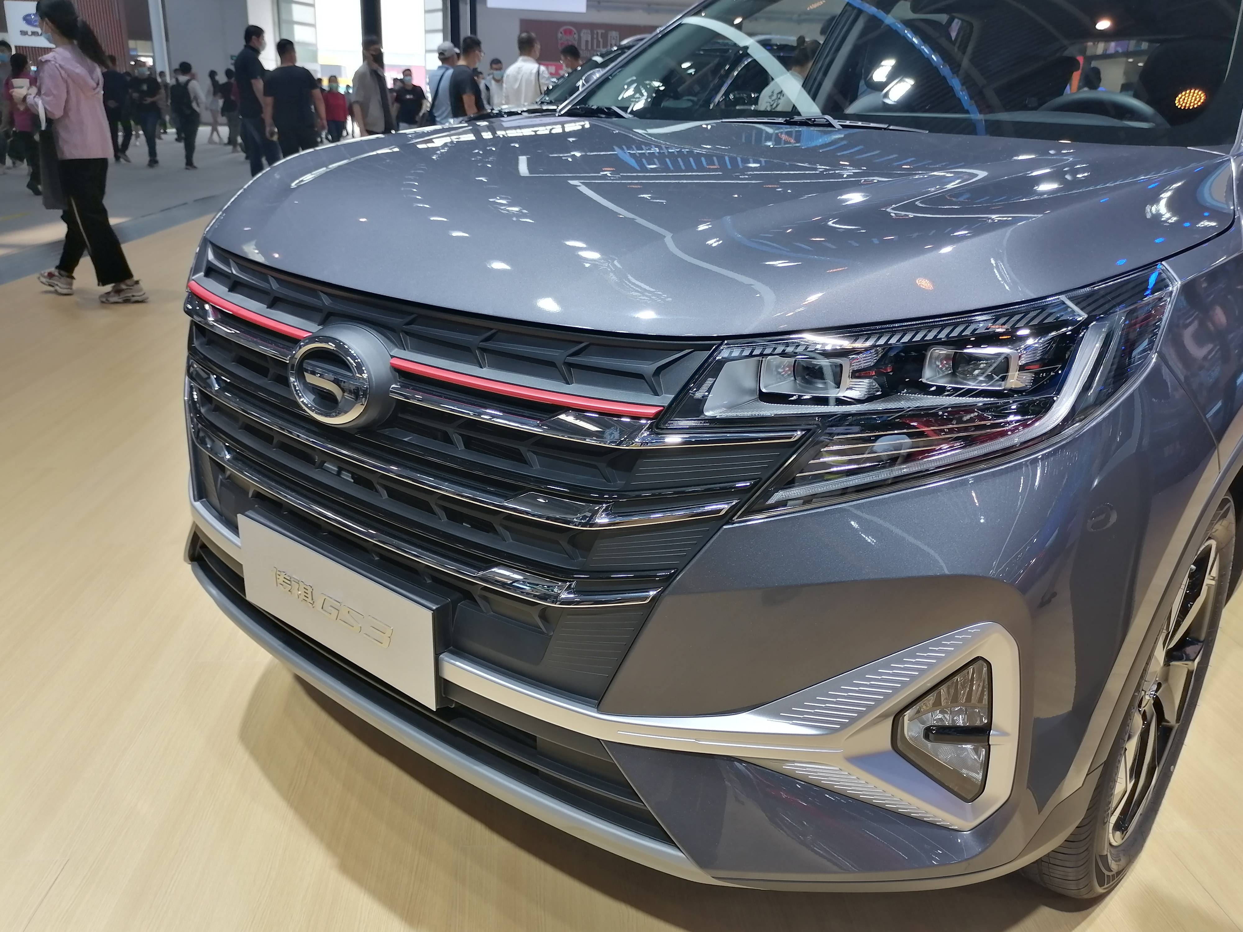 传祺gs3北京车展实拍新增15t四缸发动机将于10月1日上市