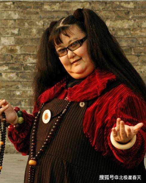 因肥胖被周星驰选中,谢晶晶重达328斤,减肥150斤今获爱情_体重