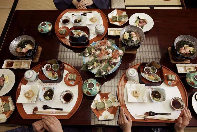 看到日本人吃的一日三餐我才明白日本的胖子为啥是世界最少的