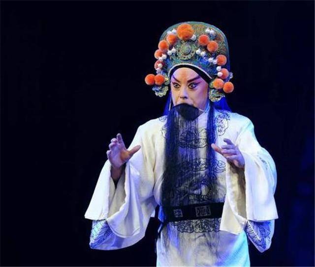 京剧第一老生于魁智:唱腔独特自成一派,为何被当作反面教材?