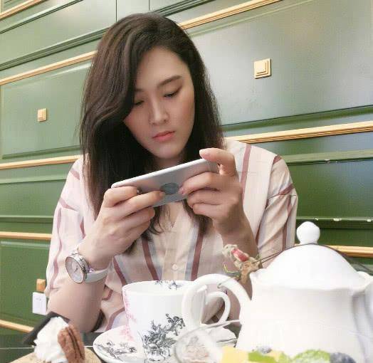 原创女排王一梅近况200斤扣球让对手难以招架减肥成功后像张馨予