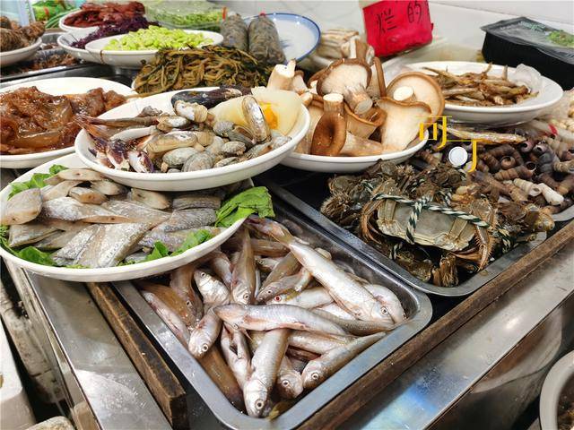 嵊州崇仁古镇走走晚上去越秀路大排档两个人5个菜115元