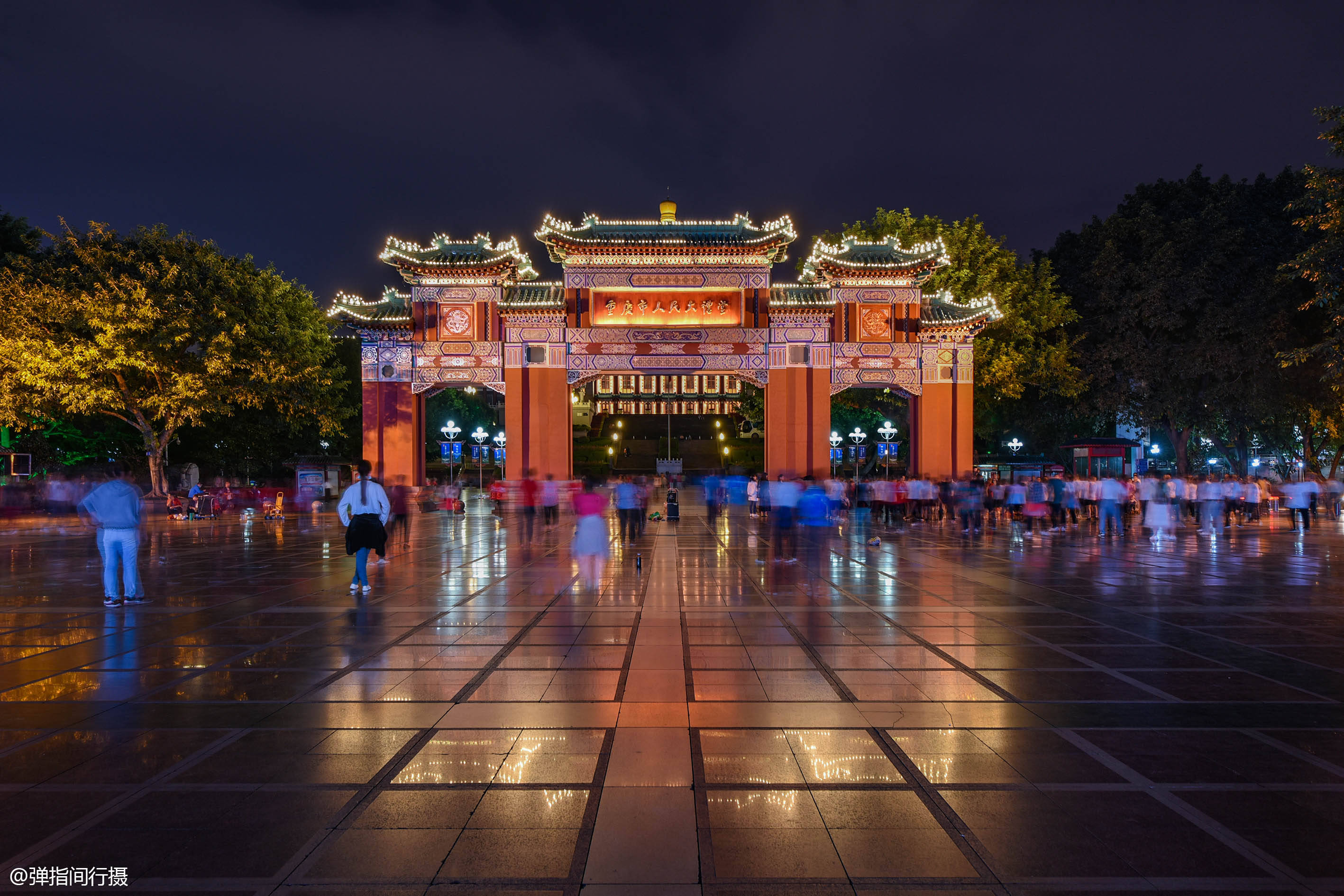 重庆最经典的地标建筑融合天安门和天坛元素设计艺术驰名中外