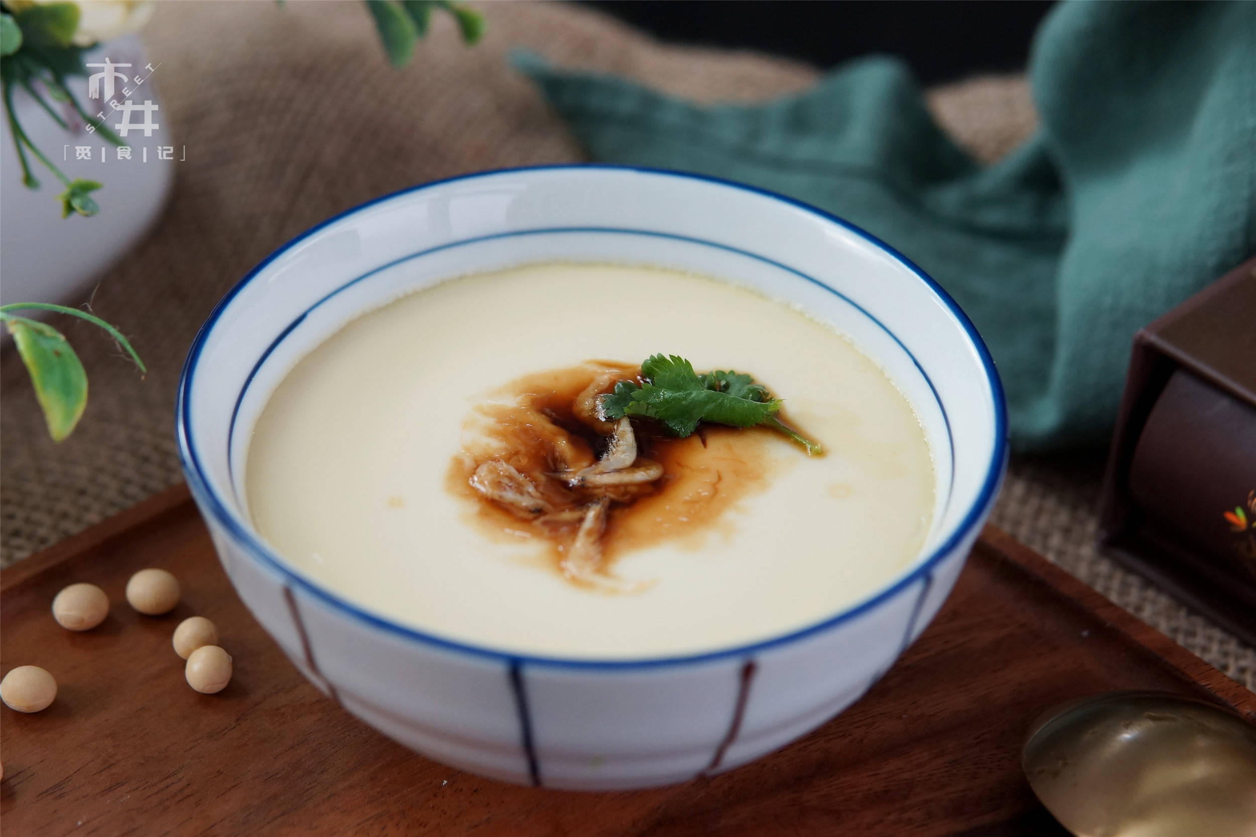 在家做豆花,不用任何卤水点,一个鸡蛋就搞定,香滑美味,大人孩子吃的