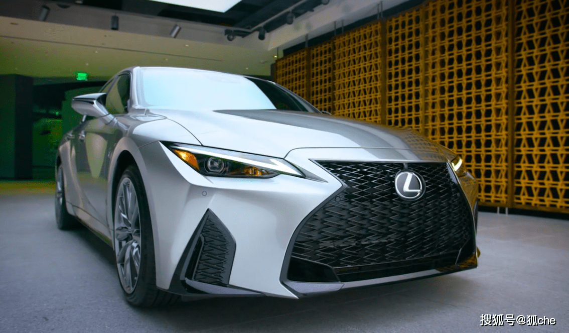 2021款雷克萨斯is350fsport