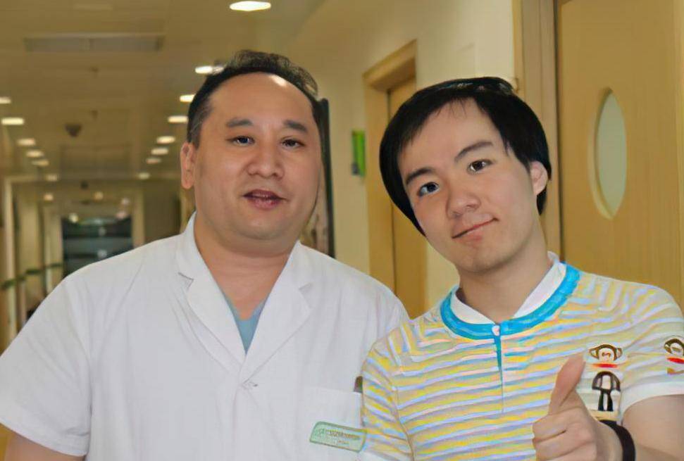 他与孙俪是同学,曾演"三毛"红遍全国,如今演艺生涯止步不前!