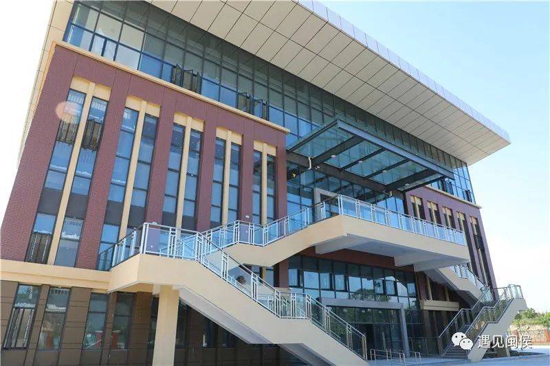 闽侯八中新校区揭牌航拍来了