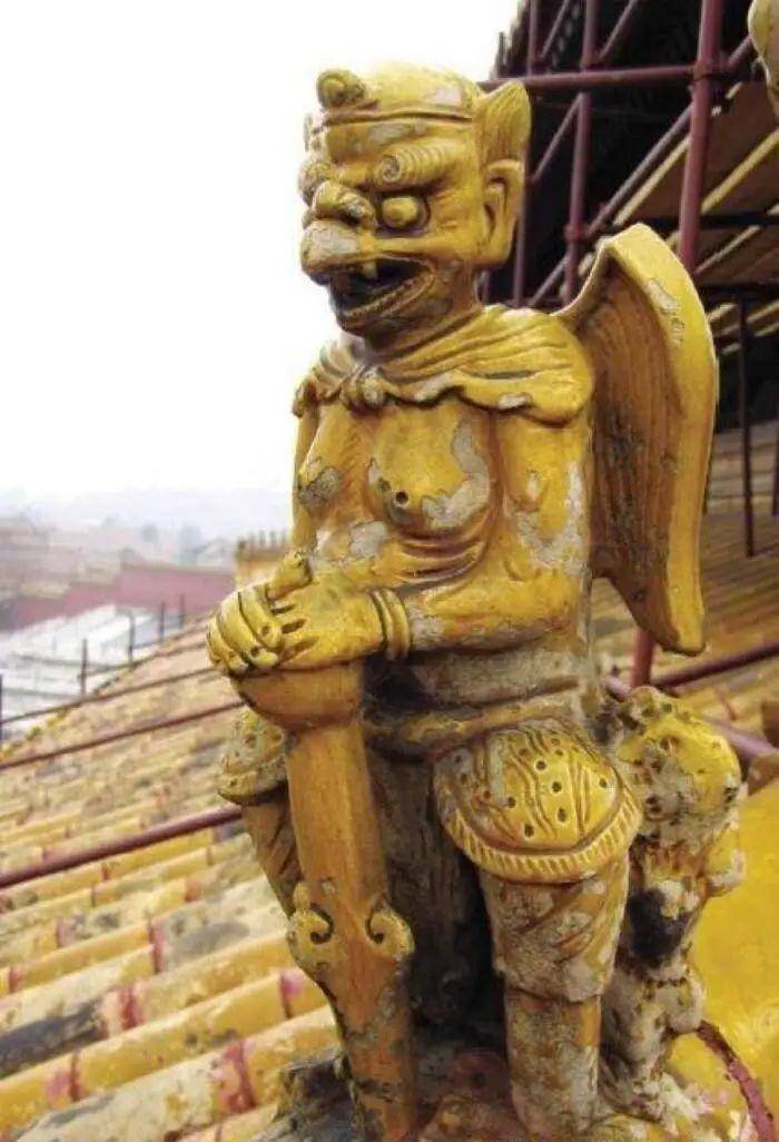 注意!你头顶上有个神兽天团!_吻兽