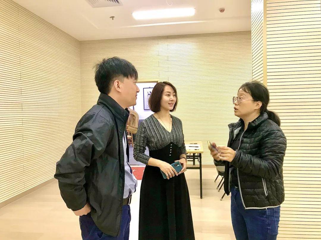 懂法帝特邀律师洪伟律师围绕"日常法律知识"展开宣讲,为社区居民及