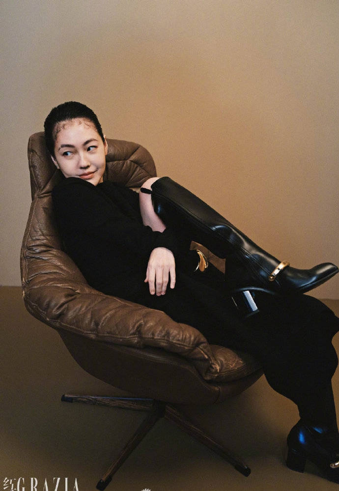 同款高级脸!小s和大女儿许曦文合体登封拍硬照