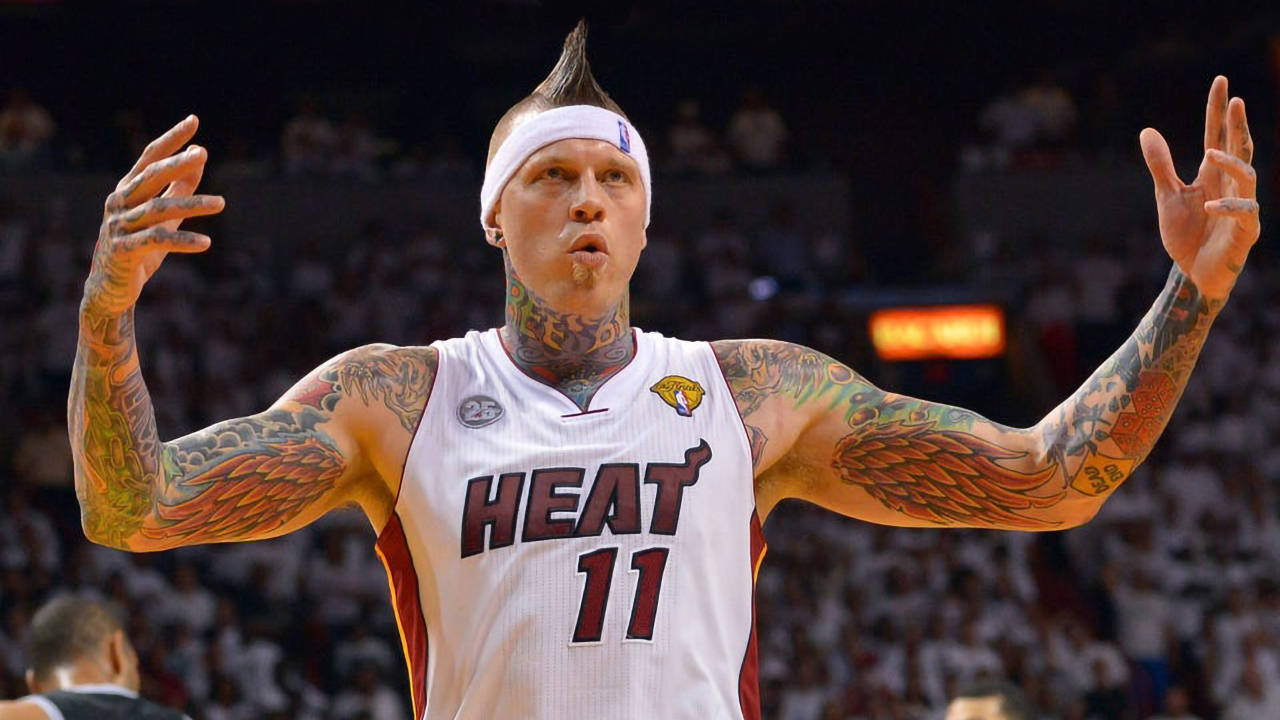 出身cba在nba夺冠鸟人安德森也是詹姆斯曾经的带刀护卫