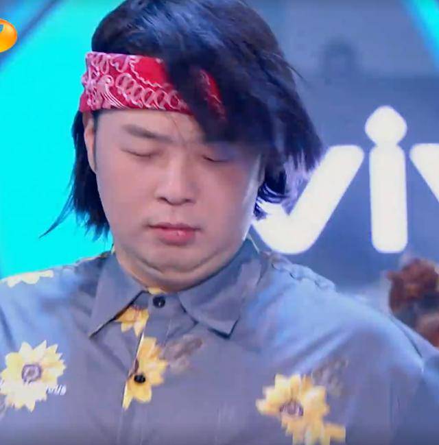 原创杜海涛杀马特造型演绎新时尚后面伴舞老师跳完就吐了
