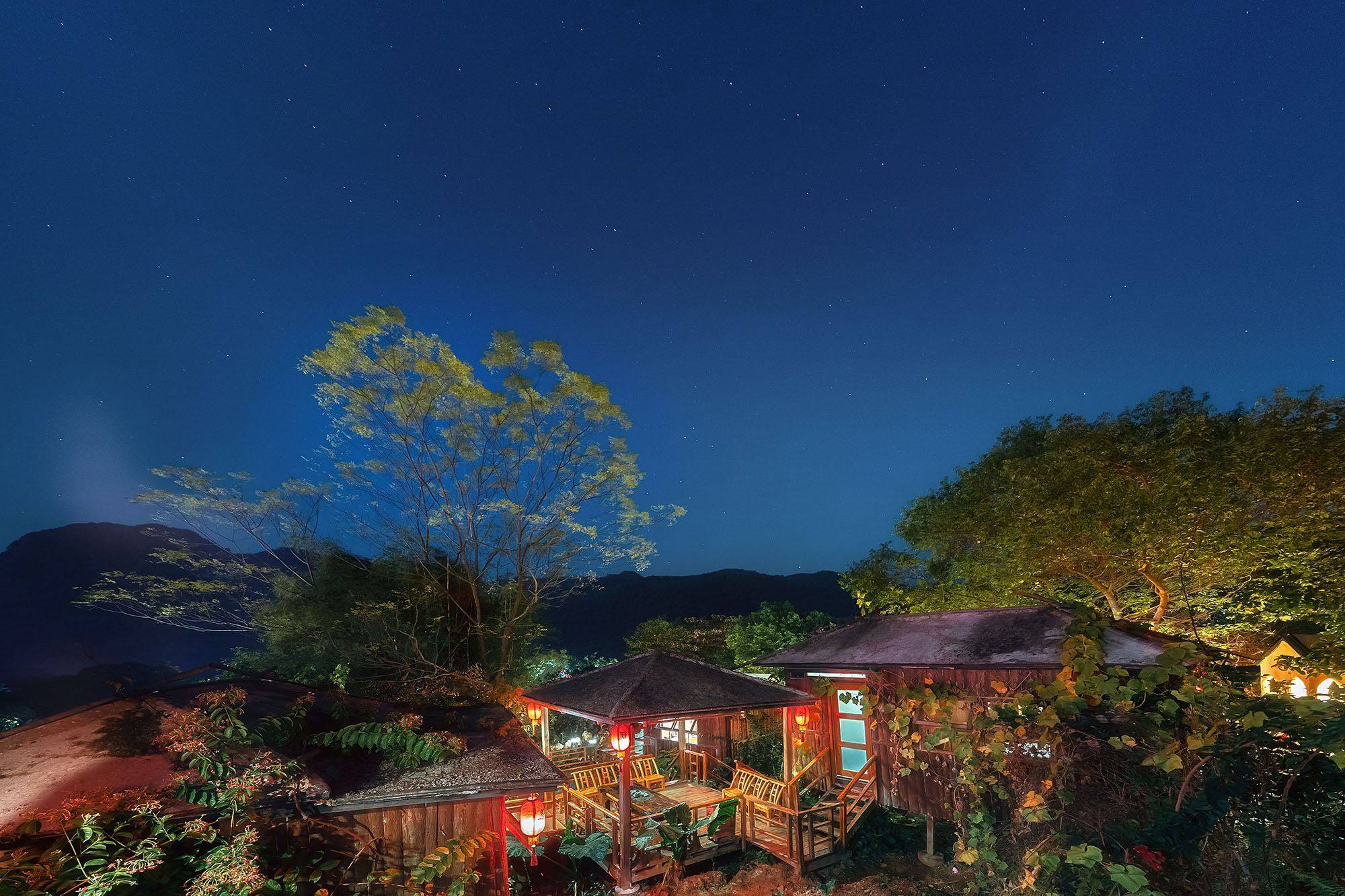 清远英德九州驿站树上温泉秋天第一泡466起入住童话般的森林城堡