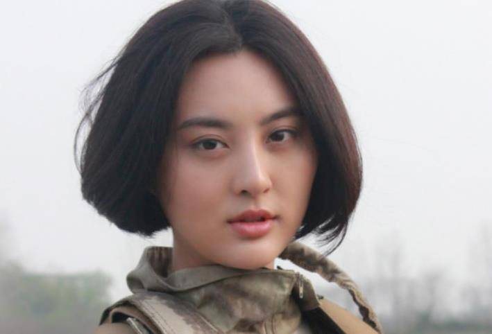 《特种兵之火凤凰》中的女演员,个个貌美如花