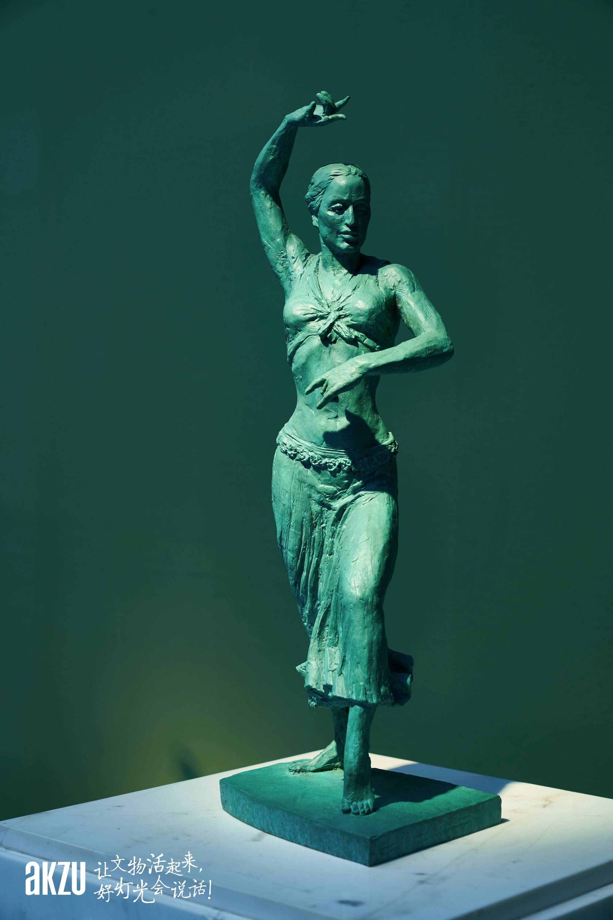 博物馆照明之曹春生雕塑艺术馆:埃克苏灯光里的大师雕塑