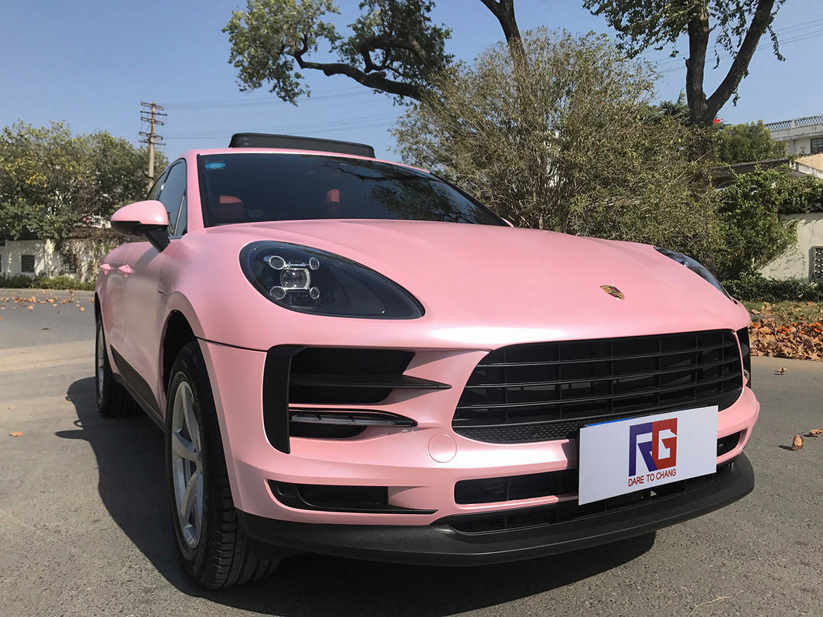 保时捷macan车身改色电光素雅粉