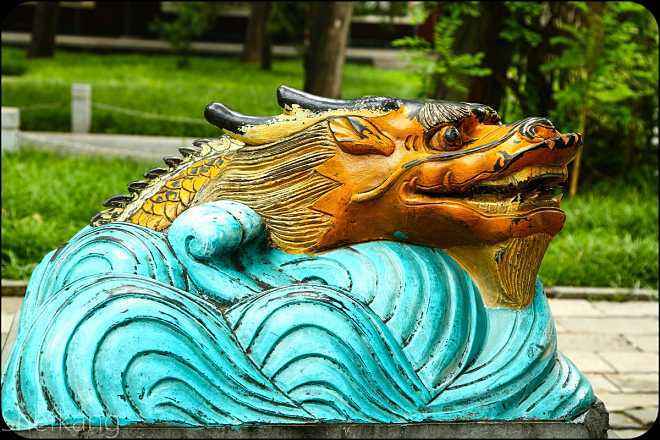 北京最受学子欢迎的景点,每年六月人满为患,只为摸一下"鳌头"