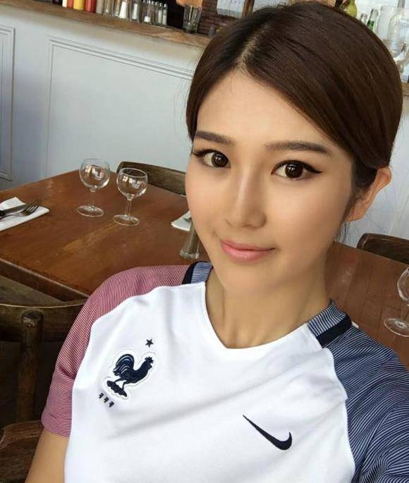 张培萌微博被网友攻陷,直呼失望,不配拥有孩子,能与蒋劲夫媲美_手机