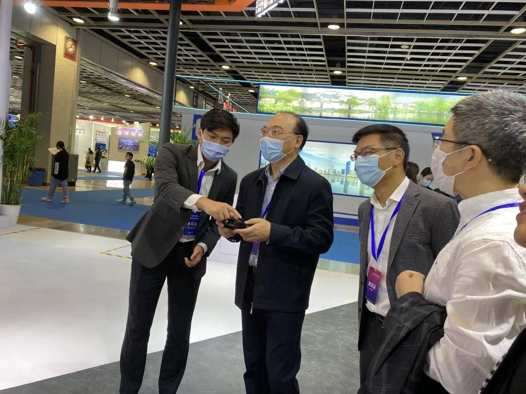 智慧赋能美好生活，华数参展首届长三角高新视听博览会