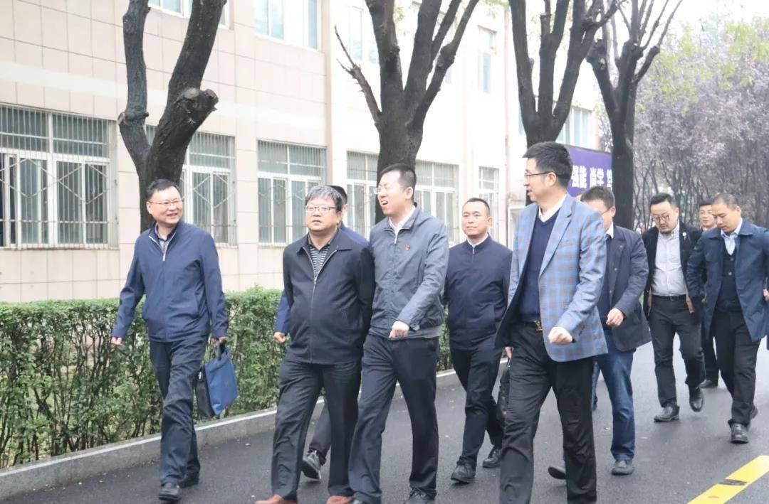 陕西省人民政府研究室,省人社厅领导莅临西安铁道技师学院调研